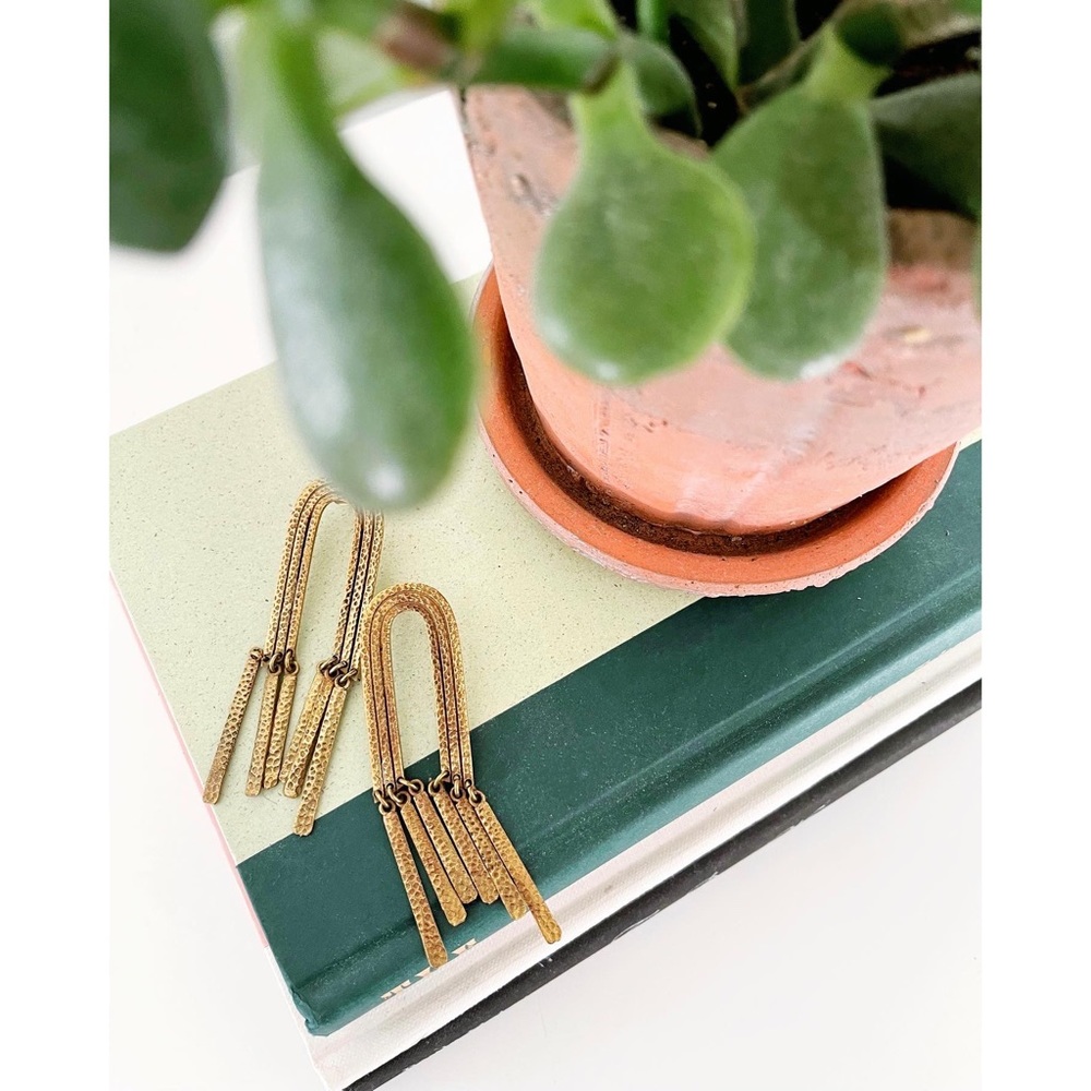 1920’s inspired hammered earrings